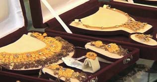 Upward rally continues in gold markets